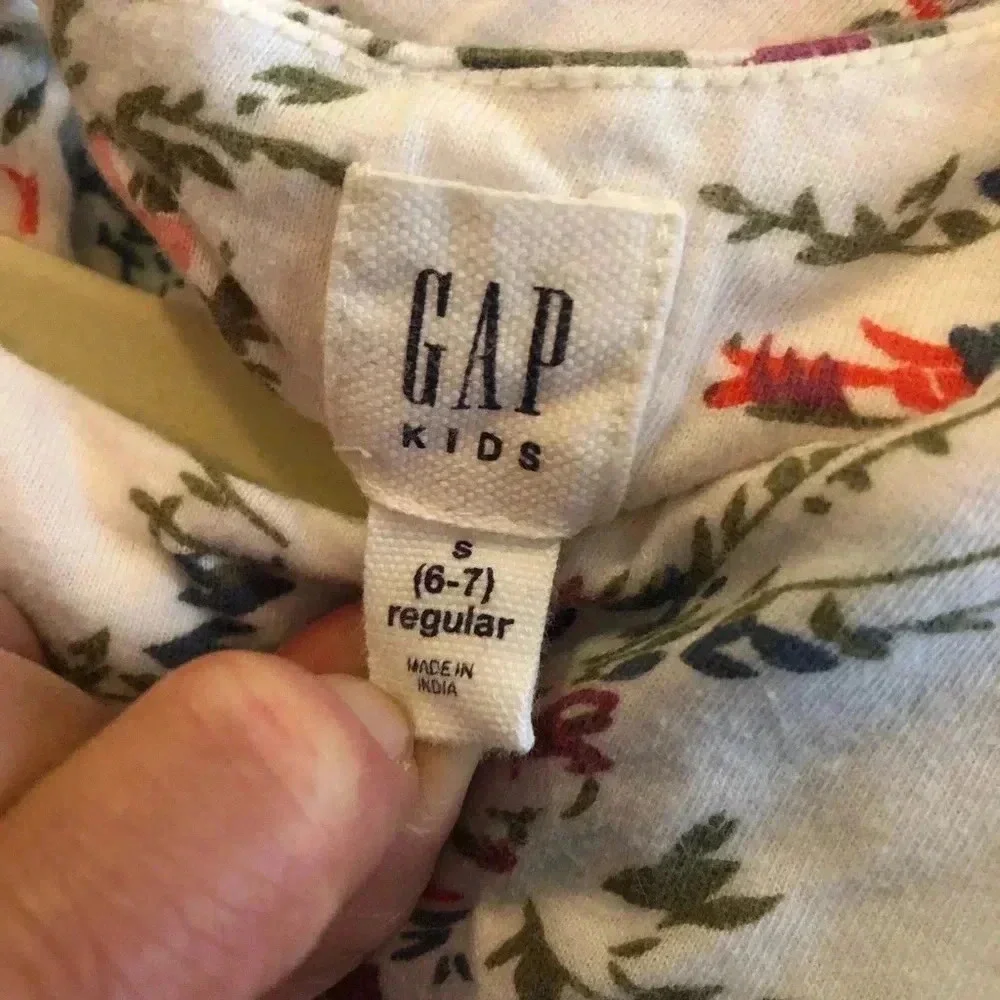Gap small 6-7 girls floral peplum long sleeve top chambray white